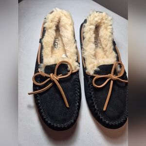 UGG Women's Black and Tan Moccasin Slippers